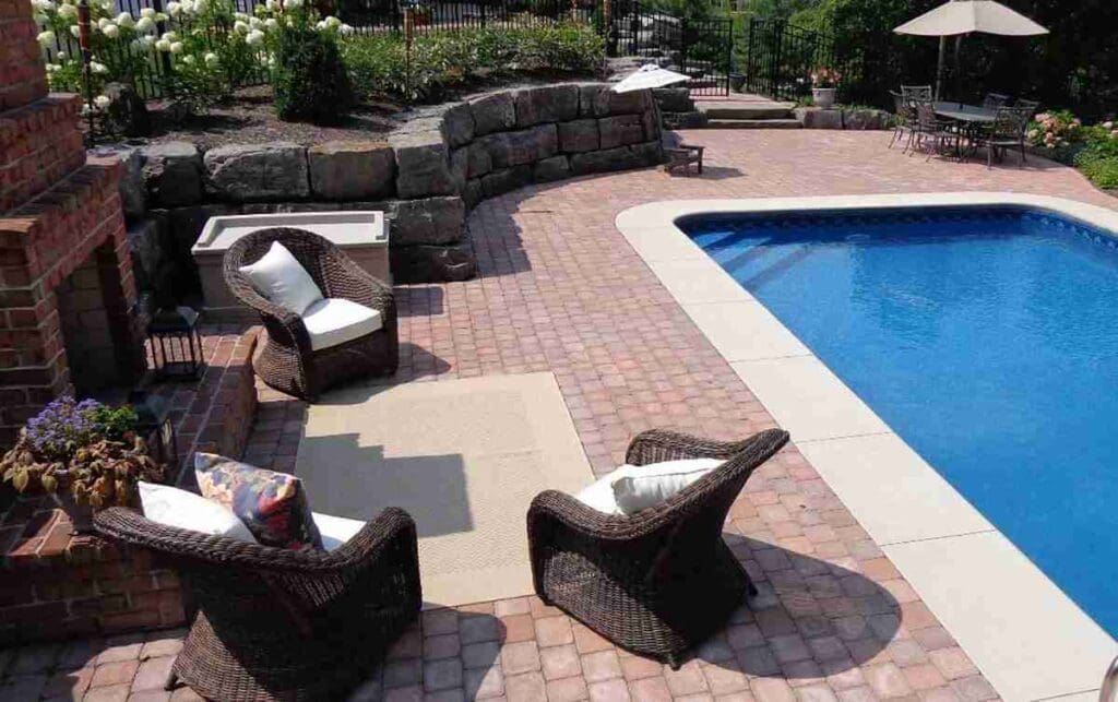 Outdoor kitchen with pizza oven